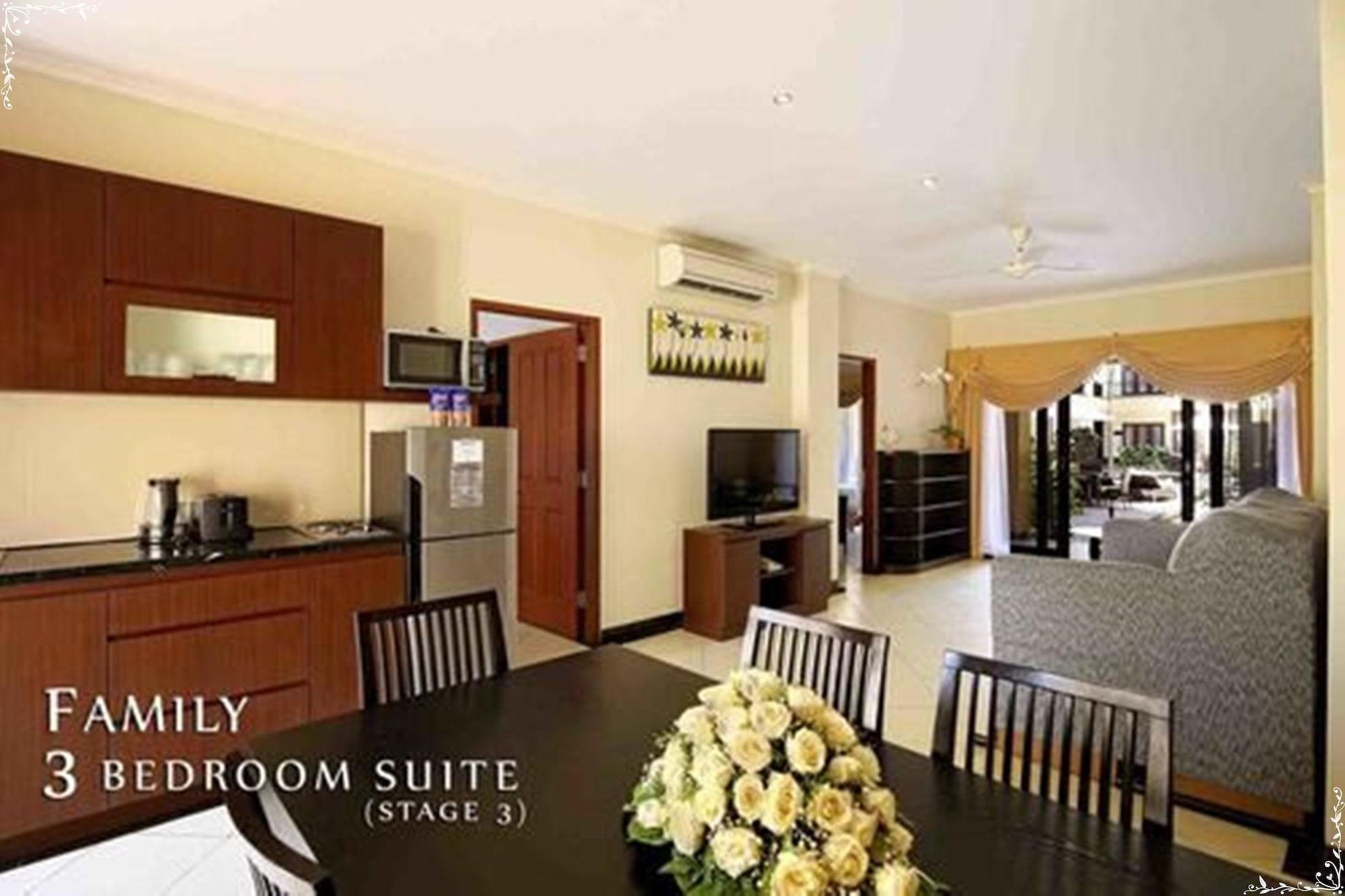 Kuta Town House Apartments Ngoại thất bức ảnh