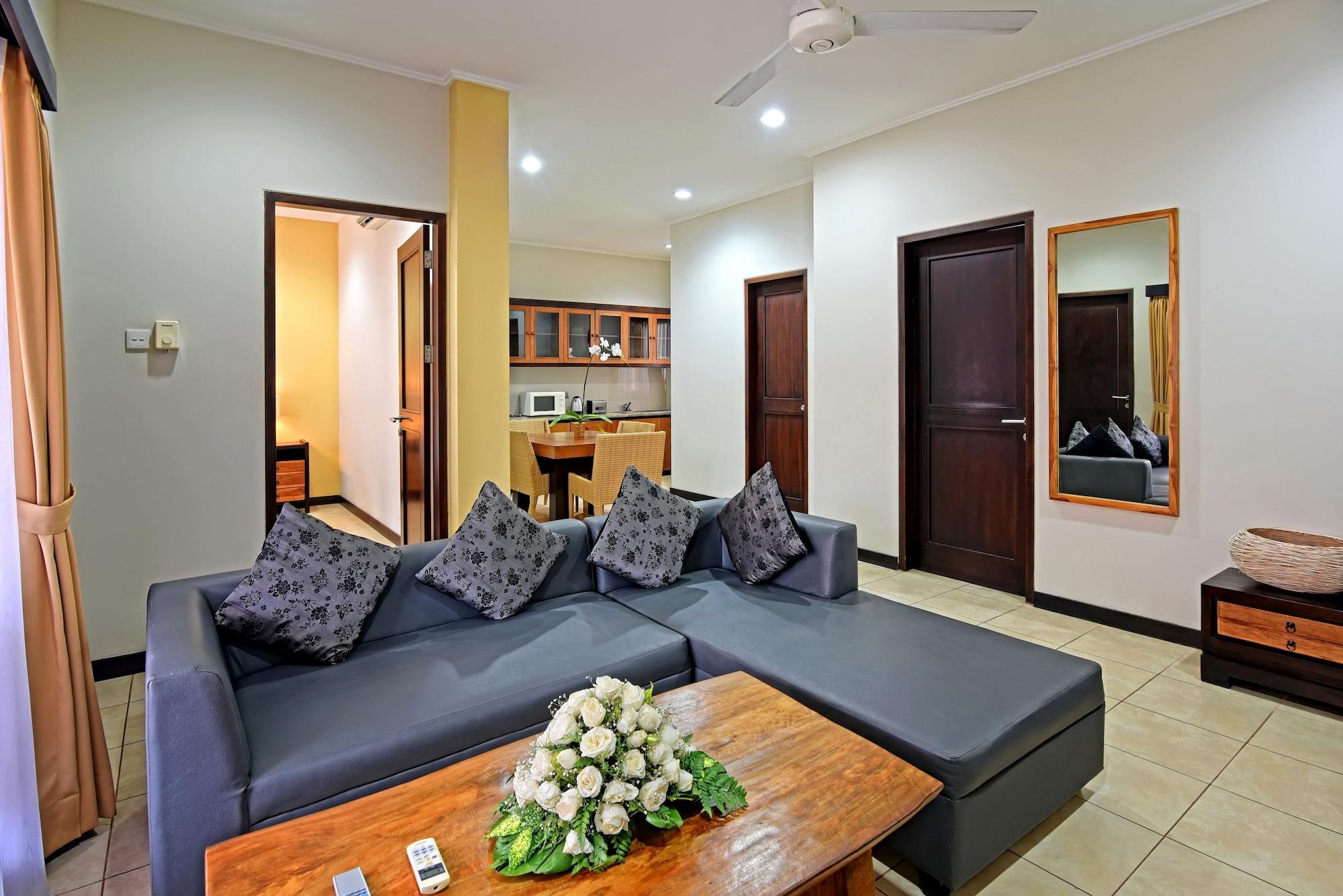 Kuta Town House Apartments Ngoại thất bức ảnh
